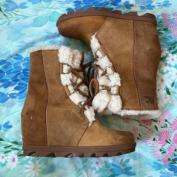 Sorel Joan of Arctic Wedge II Sherpa Tie Boots - 8 Camel - Picture 4 of 16